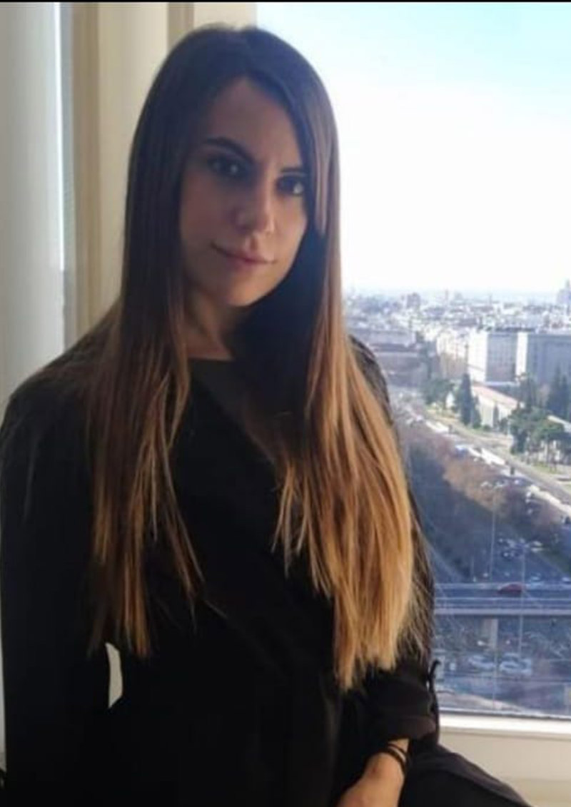 Mónica Loren es psicóloga sanitaria en Triangle Psicólogos en Majadahonda